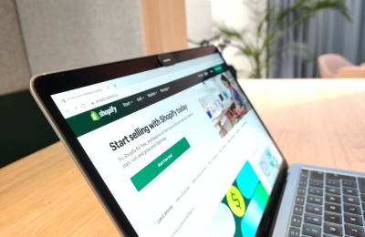 Make the Jump to Digital Sales with an Online Shop Builder