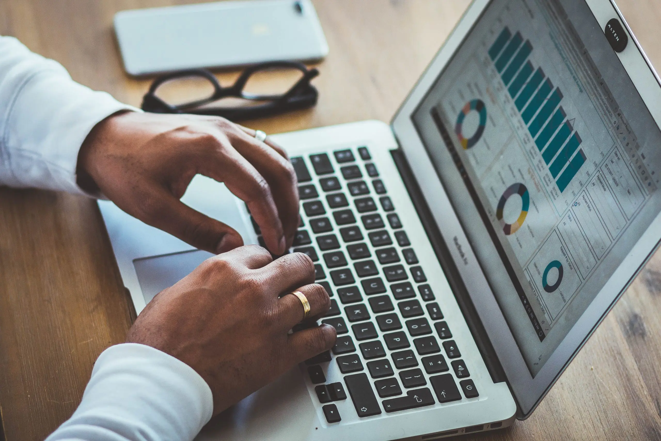 Transform Complex Data into Easy-to-Understand Visualizations