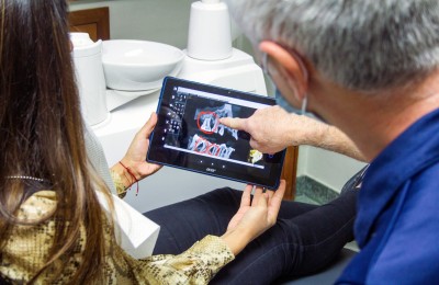 Top Cosmetic Dentistry Marketing Strategies to Outshine Competitors